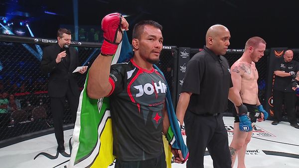 Bellator MMA Individual Fights - John Macapa vs. Kevin Croom From Bellator 218