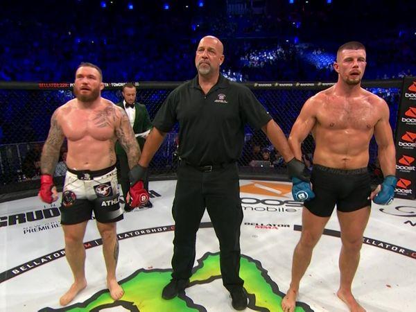 Bellator MMA Individual Fights - Lee Chadwick vs. Karl Moore From Bellator 227