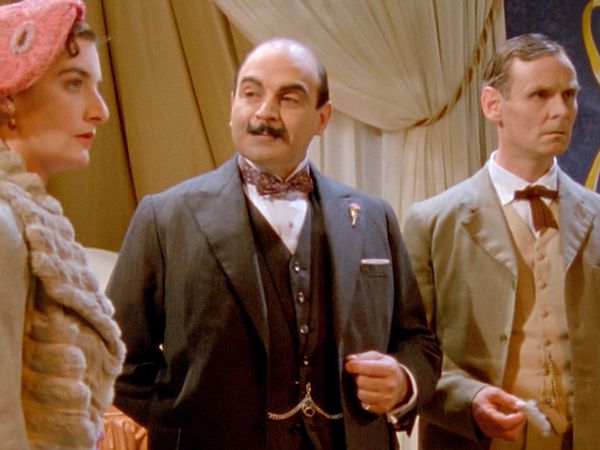 Agatha Christie: Poirot ES - Robo de joyas en el Gran Metropolitan