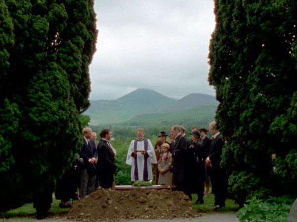 Agatha Christie: Poirot ES - El testigo mudo