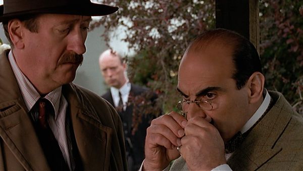 Agatha Christie: Poirot ES - El asesinato de Roger Ackroyd
