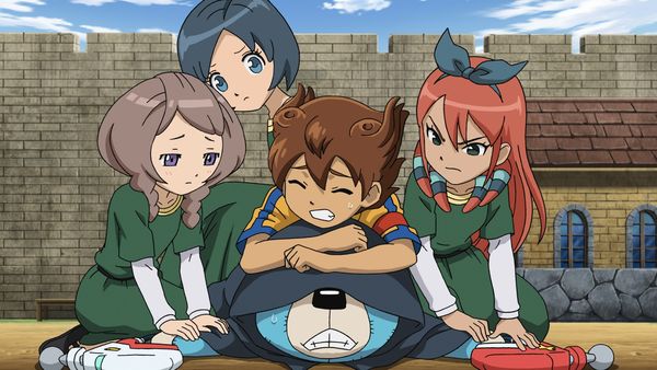 Inazuma Eleven Go Chrono Stone - La fille en Armure