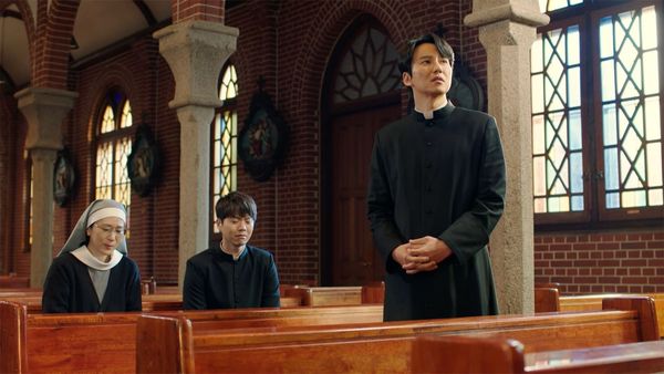 The Fiery Priest ES - El Sacerdote Ardiente EP03