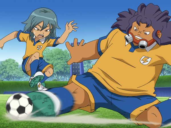 Inazuma Eleven Go - Un mystérieux adversaire : le collège des mirages !