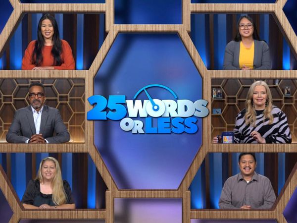 25 Words or Less - The Queen Is Back!