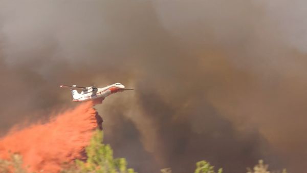 Pompiers au Coeur du Danger - Calanques en danger