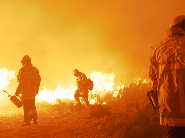 Pompiers au Coeur du Danger - Incendies en série