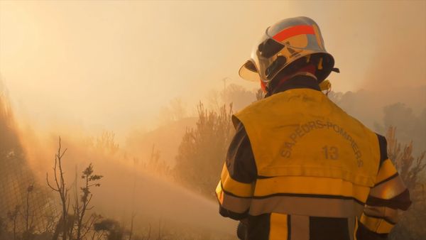 Pompiers au Coeur du Danger - Incendie historique