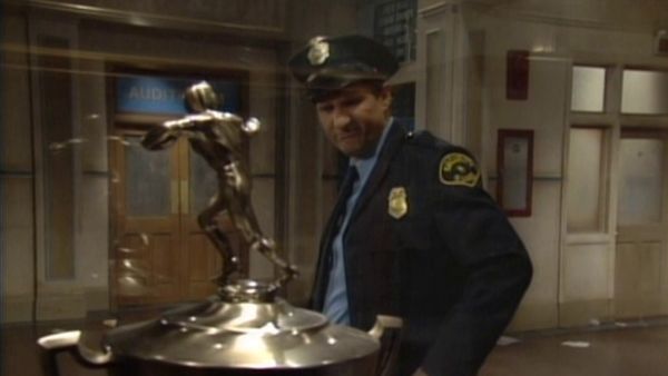 Vore værste år - All-Night Security Dude