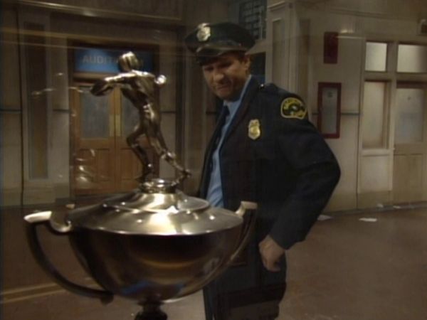 Vore værste år - All-Night Security Dude