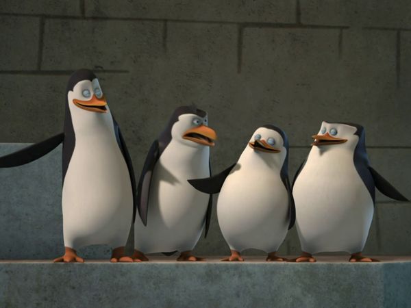 The Penguins of Madagascar LT - Cambio de papeles / Imitalémures