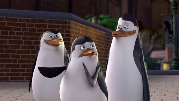 The Penguins of Madagascar LT - Fuera de ritmo / La ley de la selva