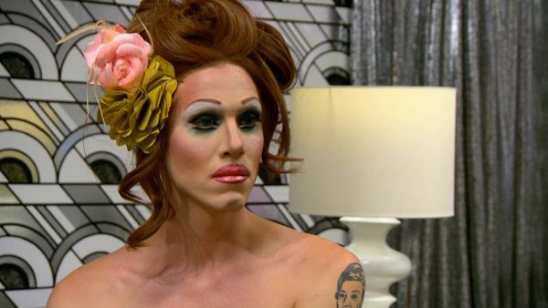 RuPaul's Drag Race Untucked - Como é! Lutadoras Peso Pesado
