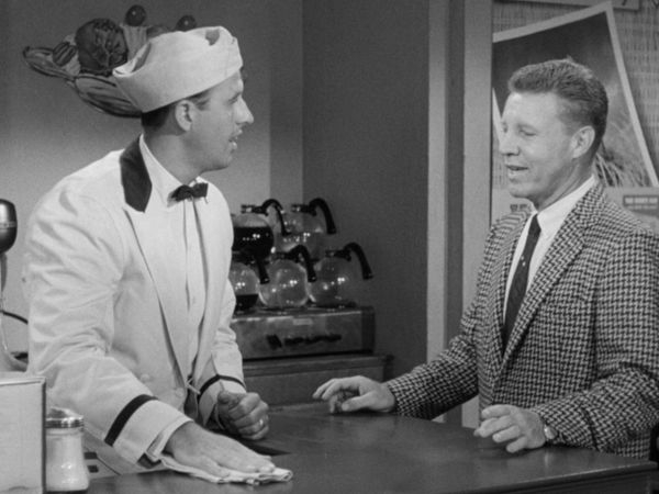 The Adventures of Ozzie and Harriet - A Man Without A Family