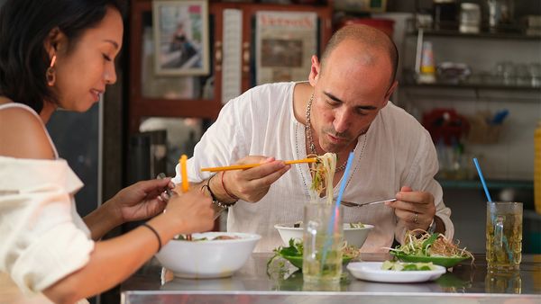 David Rocco's Dolce Southeast Asia ES - New Saigon
