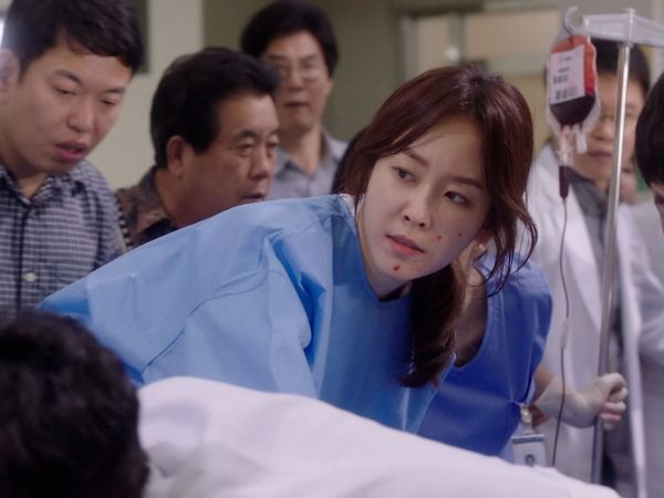Dr. Romantic ES - Dr. Romántico EP01