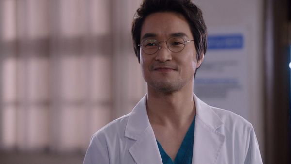 Dr. Romantic ES - Dr. Romántico EP07