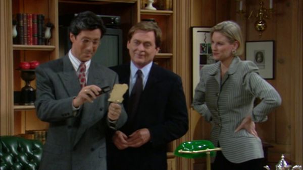 The Nanny - Fran Gets Mugged
