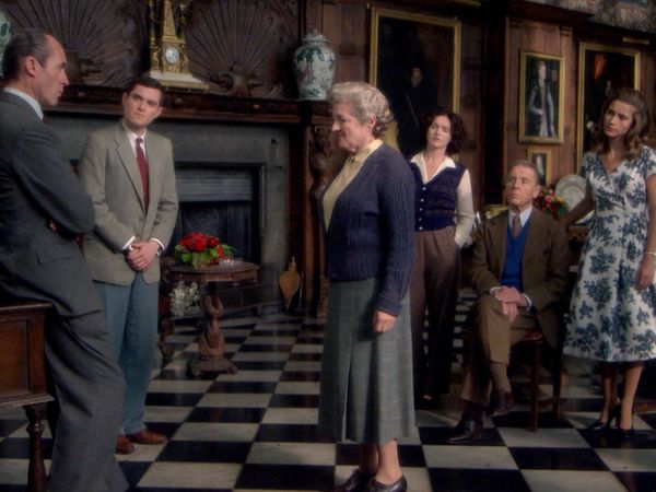 Agatha Christie: Miss Marple ES - El secreto de los Chimneys