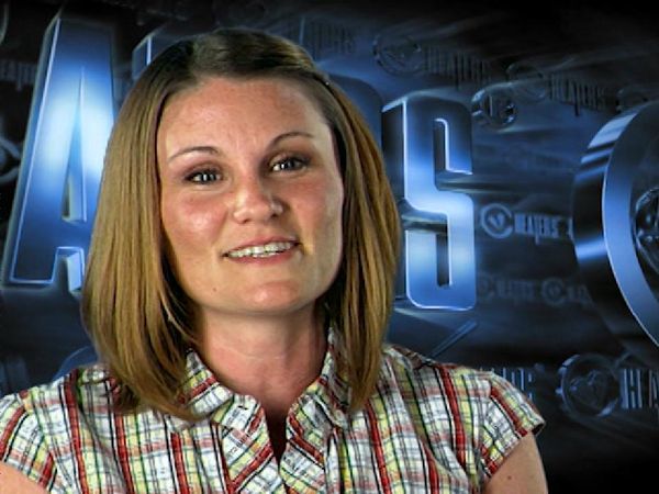 Cheaters (30') - Episode 11