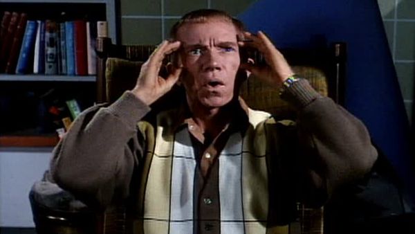 My Favorite Martian - Lorelei Brown vs. Everybody