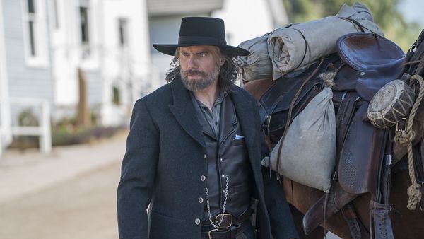 Hell on Wheels LT - Más al Oeste