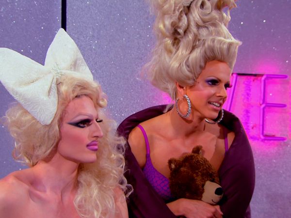 RuPaul's Drag Race Untucked - Oh No She Betta Don't