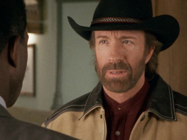Walker Texas Ranger - Stillingskrig, del 1