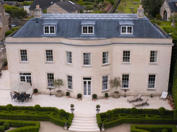 Britain's Most Expensive Houses SV - Avsnitt 201