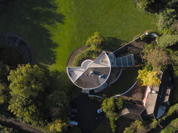 Britain's Most Expensive Houses - Episode 206