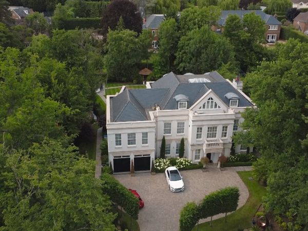 Britain's Most Expensive Houses - Episode 207