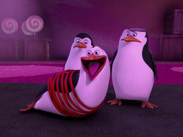 The Penguins of Madagascar LT - Hazme rey / Cabo y la fábrica de Winkys