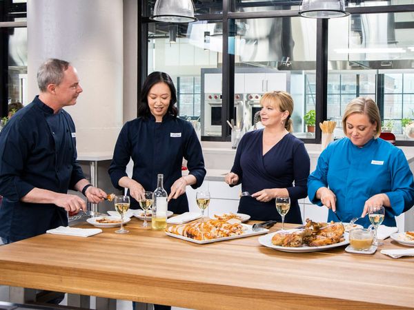America's Test Kitchen - Thanksgiving for a Crowd