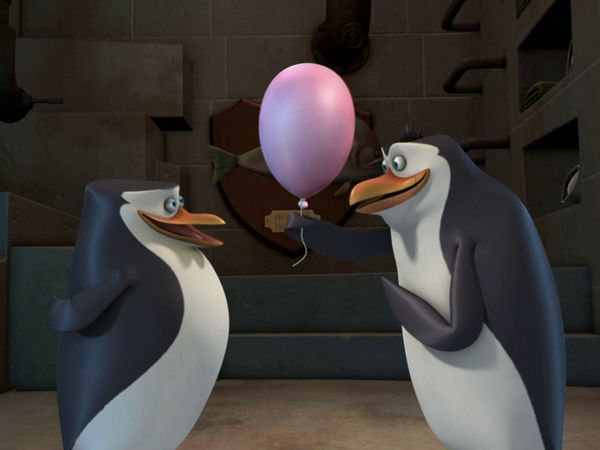 Os Pinguins de Madagascar - Tira a mão daí / Aprendiz de pinguim