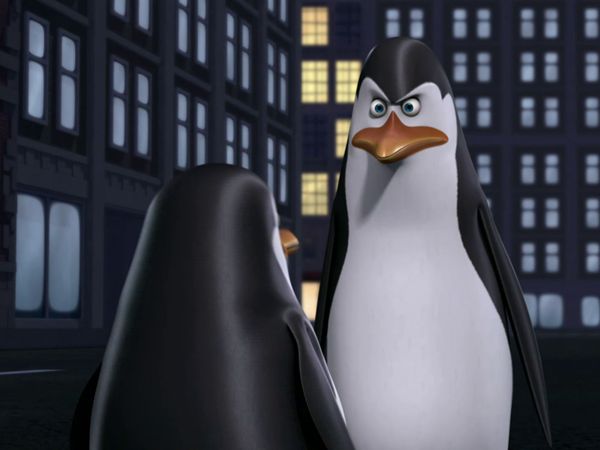 The Penguins of Madagascar LT - No más inventos / Esperar lo inesperado