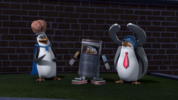 The Penguins of Madagascar LT - El peligro usa capa / Operación: Drama