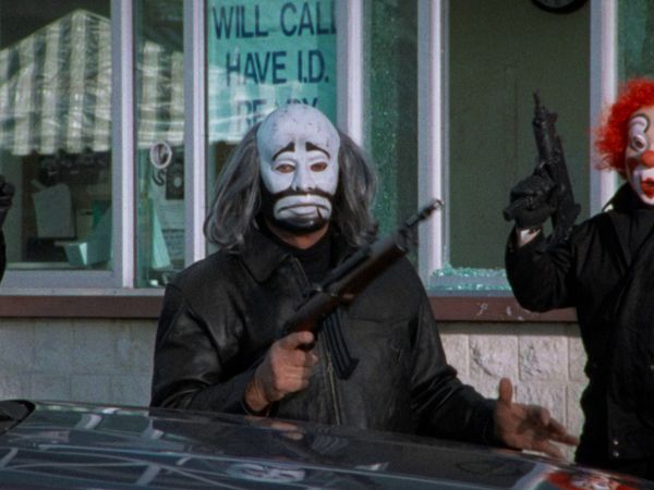 Walker Texas Ranger - Krigssone, del 1