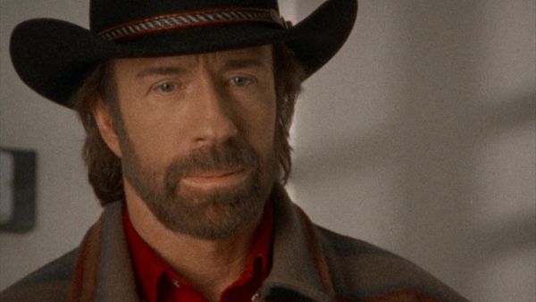 Walker Texas Ranger - Krigssone, del 2