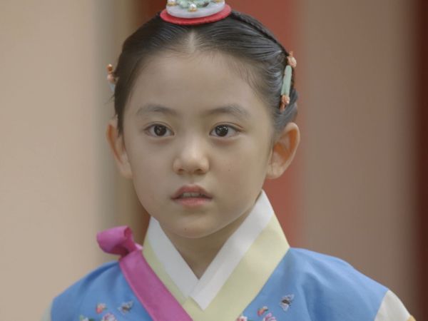 Amor Bajo la Luz de la Luna - Episodio 9