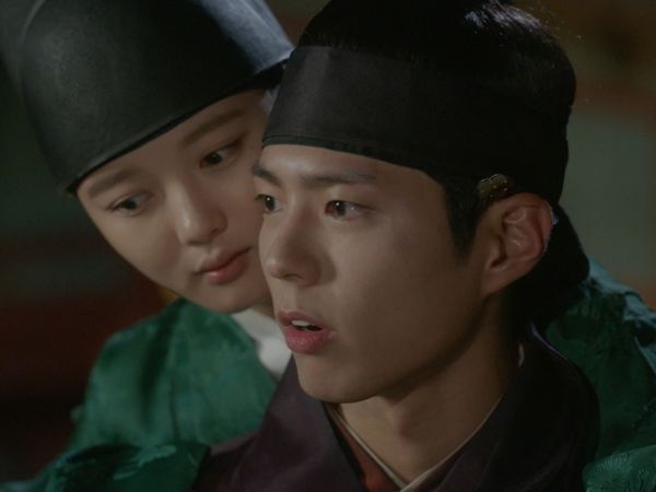 Amor Bajo la Luz de la Luna - Episodio 10