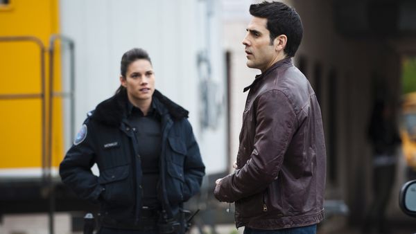 Rookie Blue - Esqueletos