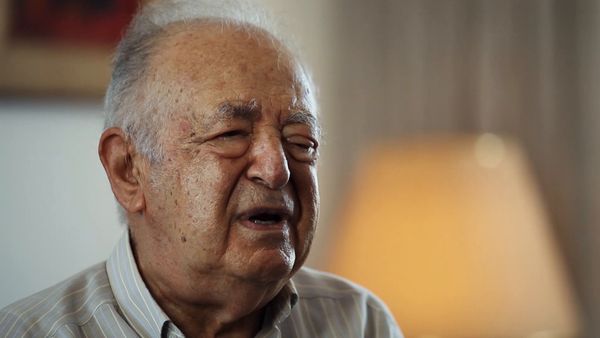 Nos Campos do Holocausto - Ernesto Strauss