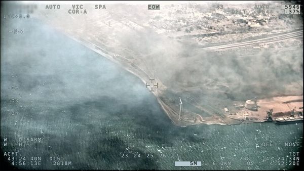 Firefighters in the Heart of Danger - Pyromaniacs