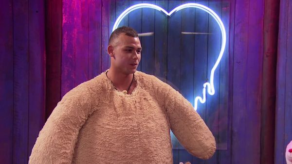 Ex on The Beach - Un-Bear-Able