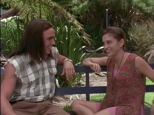 Mighty Morphin Power Rangers - Return of the Green Ranger: Part 1
