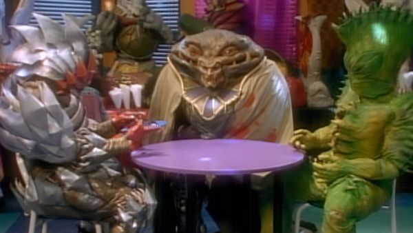 Mighty Morphin Power Rangers - Master Vile and the Matallic Armor, Part 3