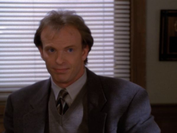 Melrose Place - Kyle is’ high