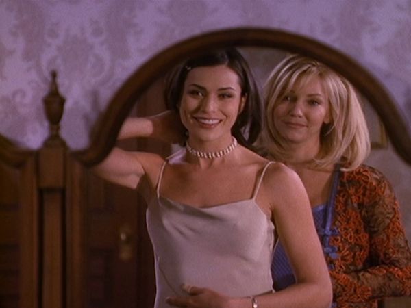 Melrose Place - Horch, was kracht von oben rein?
