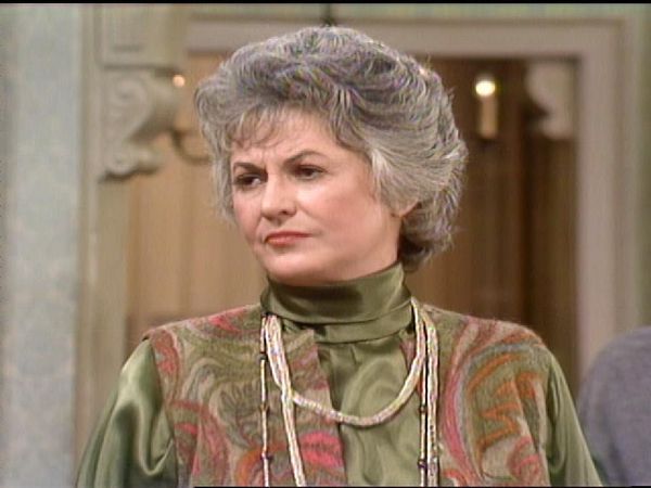 Maude - Bert Moves In