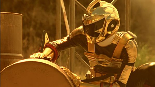 Power Rangers: R.P.M. - In or Out